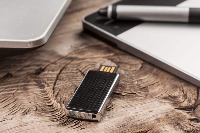 【保存必須】パソコンとプリンターを接続する方法。おすすめのUSB接続とモバイル接続について | オフィ助